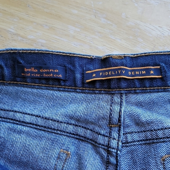 FIDELITY Denim Bella Donna Mid-Rise Boot Cut W26XL34 Silk Rinse 11-324-035 - Picture 6 of 8